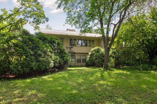 1065 Colby Street, Saint Paul, MN 55116