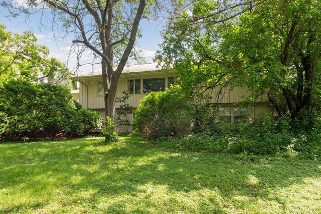 1065 Colby Street, Saint Paul, MN 55116