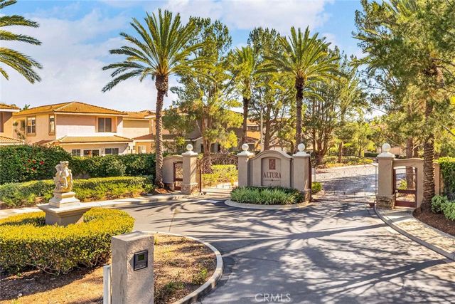 1460 Holcomb Place, Placentia, CA 92870