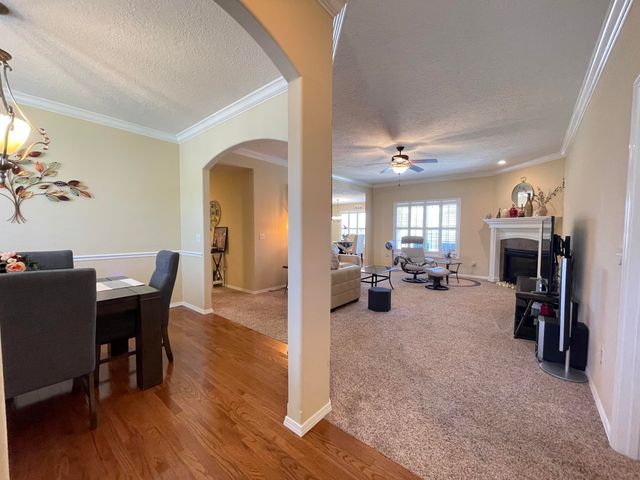 3207 W Aussie Court, Springfield, MO 65810