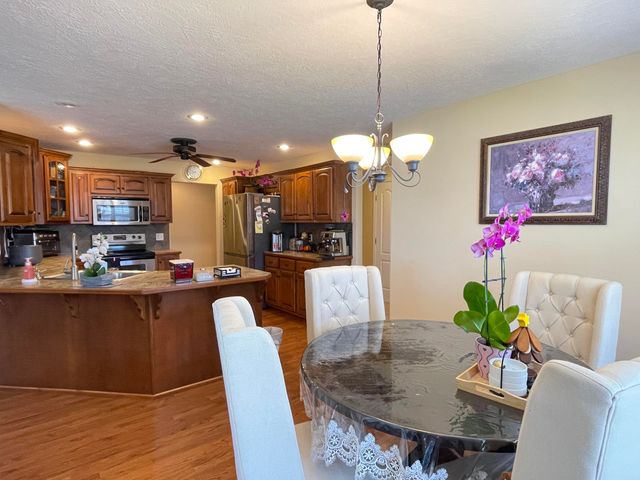 3207 W Aussie Court, Springfield, MO 65810