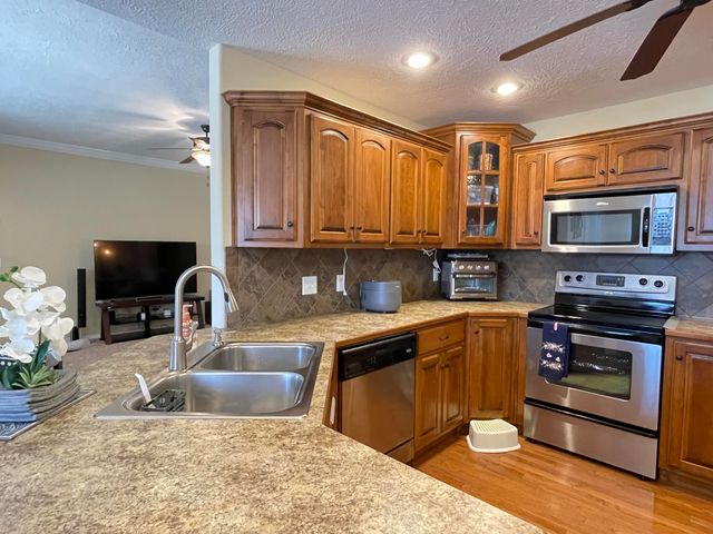 3207 W Aussie Court, Springfield, MO 65810