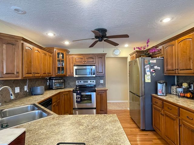 3207 W Aussie Court, Springfield, MO 65810