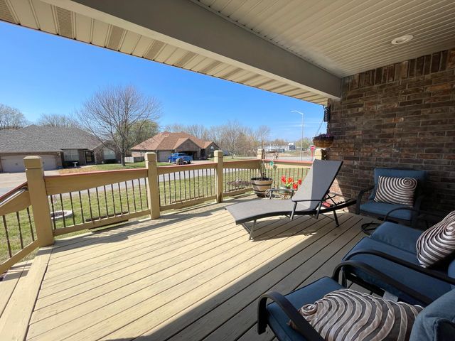 3207 W Aussie Court, Springfield, MO 65810