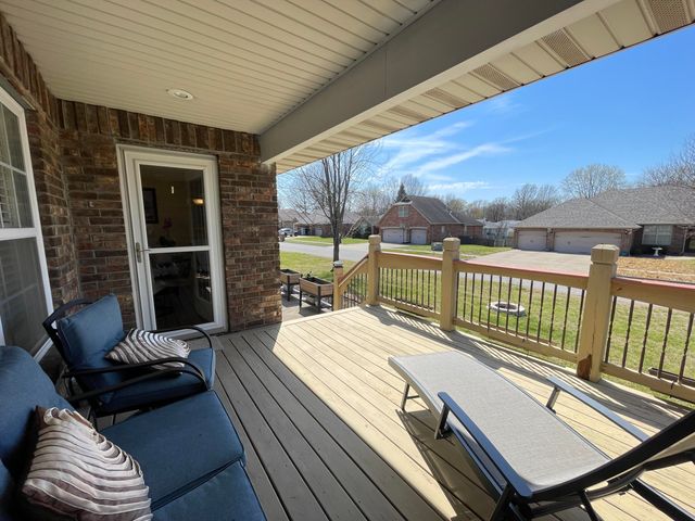 3207 W Aussie Court, Springfield, MO 65810