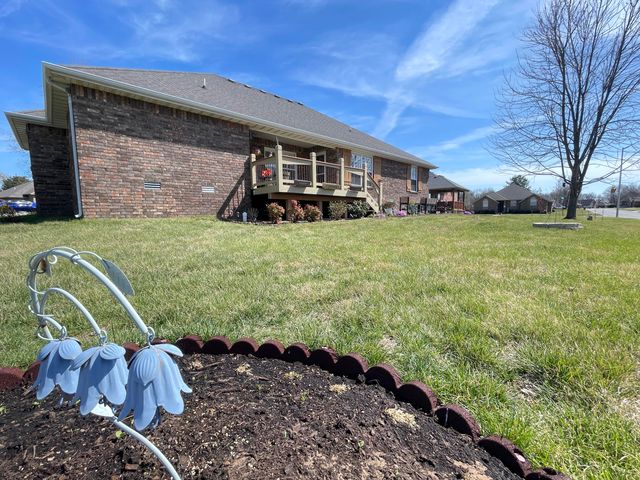 3207 W Aussie Court, Springfield, MO 65810