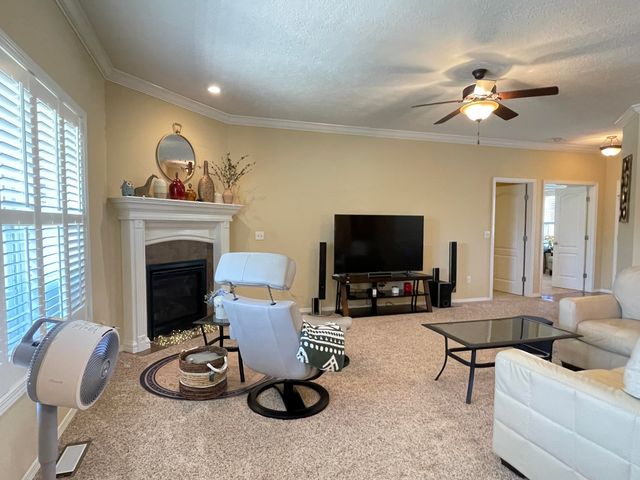 3207 W Aussie Court, Springfield, MO 65810