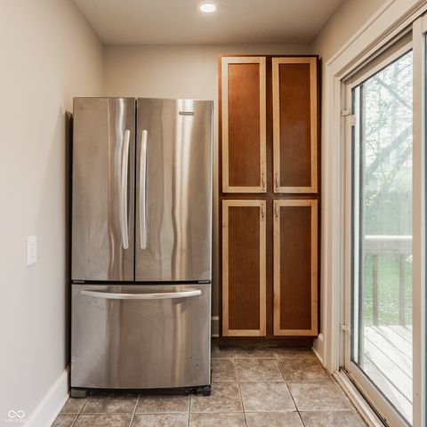 325 E 37th Street, Indianapolis, IN 46205