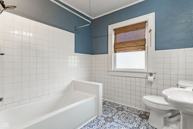 325 E 37th Street, Indianapolis, IN 46205