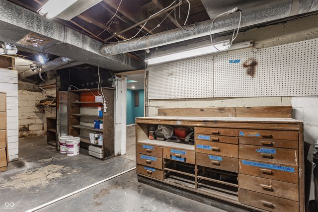 325 E 37th Street, Indianapolis, IN 46205