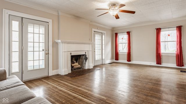 325 E 37th Street, Indianapolis, IN 46205