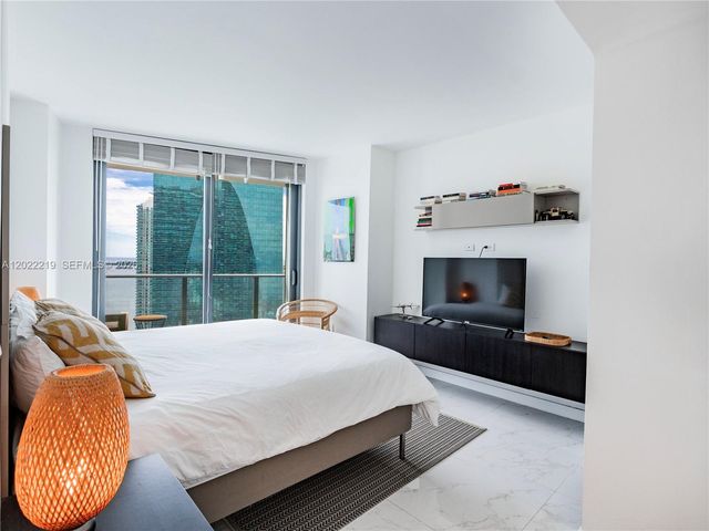 1300 S Miami Ave 2901, Miami, FL 33130