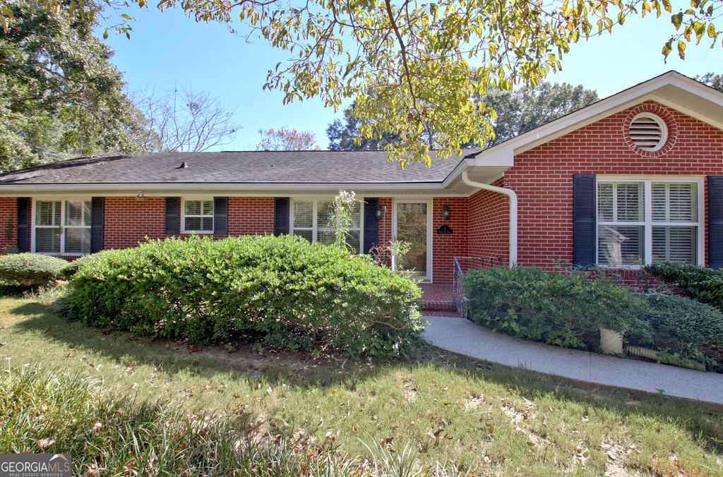 2 Brookside Drive, Newnan, GA 30263 — exterior