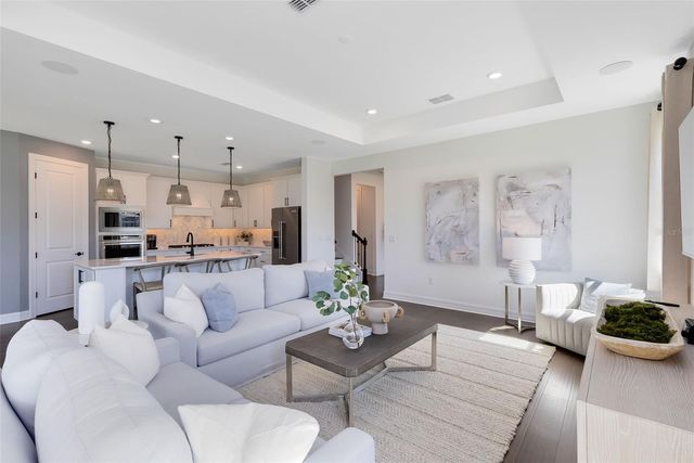 4033 WINDING MEADOWS STREET, Apopka, FL 32712