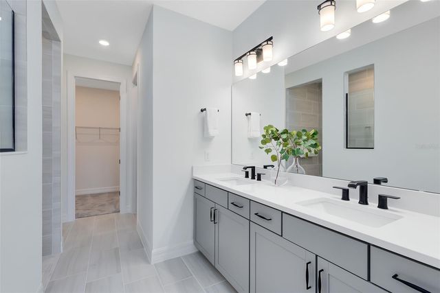 4033 WINDING MEADOWS STREET, Apopka, FL 32712