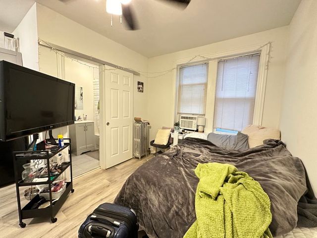 5710 N WINTHROP Avenue 107, Chicago, IL 60660