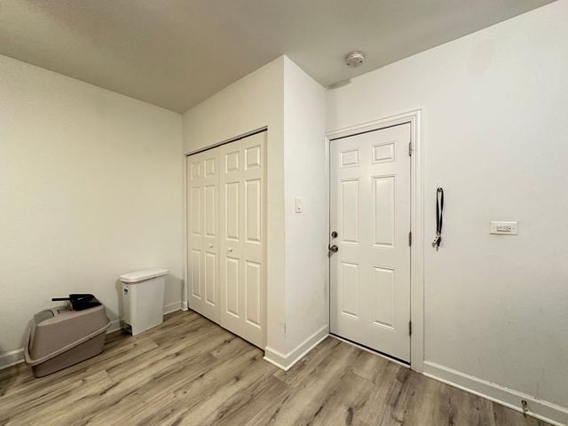 5710 N WINTHROP Avenue 107, Chicago, IL 60660