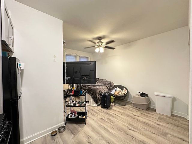 5710 N WINTHROP Avenue 107, Chicago, IL 60660