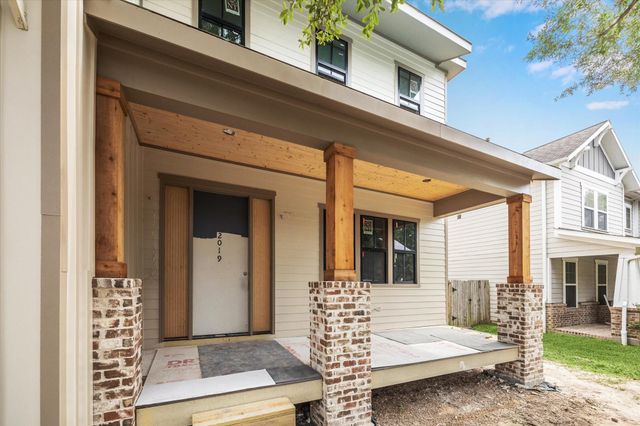 2019 Saxon Drive, Houston, TX 77018