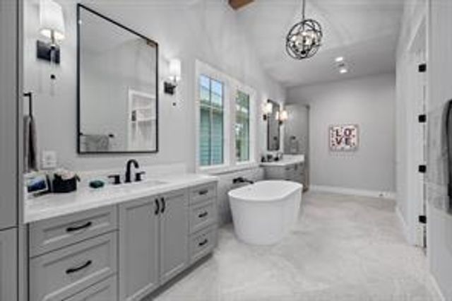 2019 Saxon Drive, Houston, TX 77018