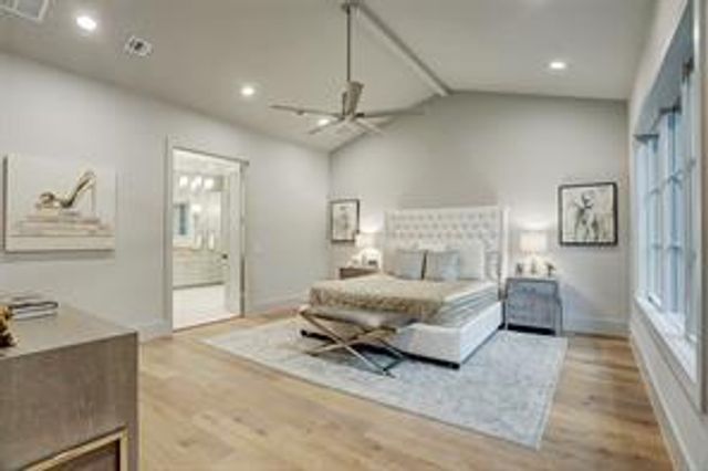2019 Saxon Drive, Houston, TX 77018