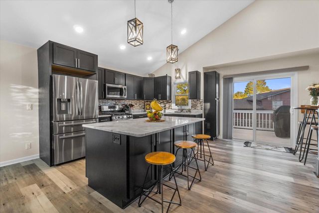 7005 63rd AVENUE, Kenosha, WI 53142