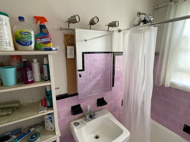 238 Corey 2, Boston, MA 02135