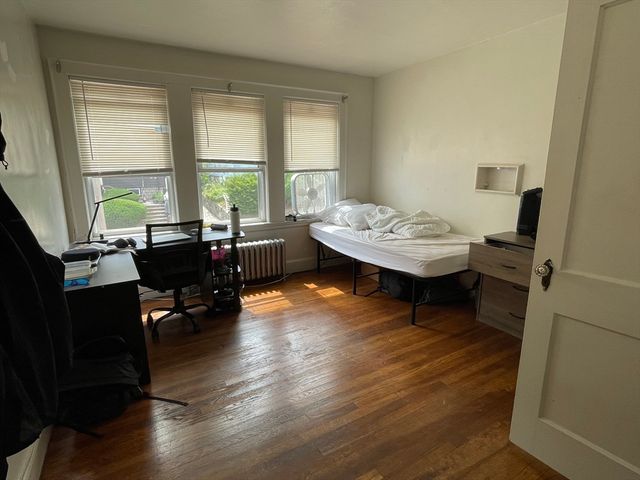 238 Corey 2, Boston, MA 02135