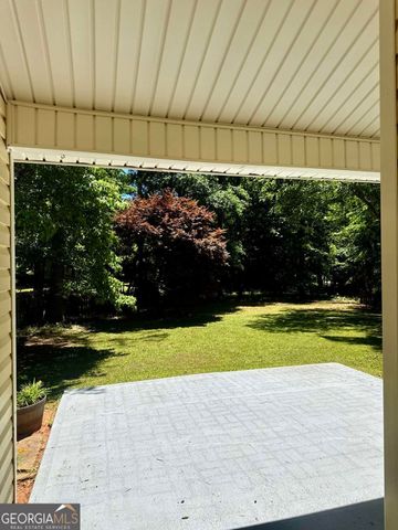 176 Flagman Street, Dawsonville, GA 30534