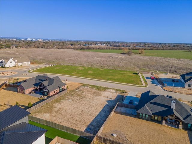 12002 Sequoia Lane, Woodway, TX 76712