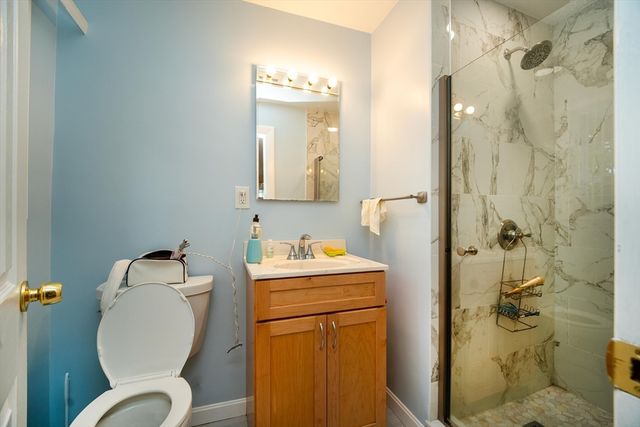 6 Tufts 6, Lexington, MA 02421