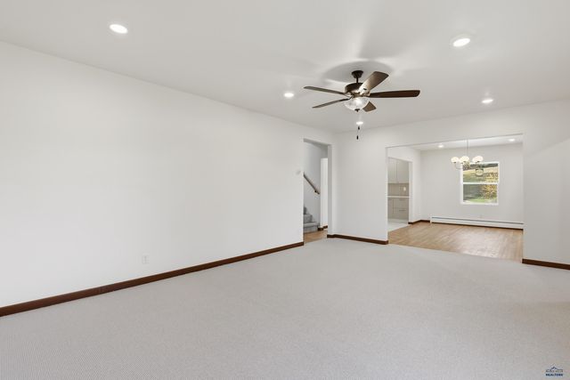 109 3RD ST, Lead, SD 57754