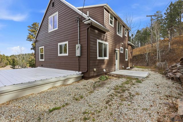 109 3RD ST, Lead, SD 57754