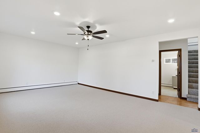 109 3RD ST, Lead, SD 57754