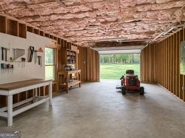 381 Hickory Ridge Road, Jackson, GA 30233