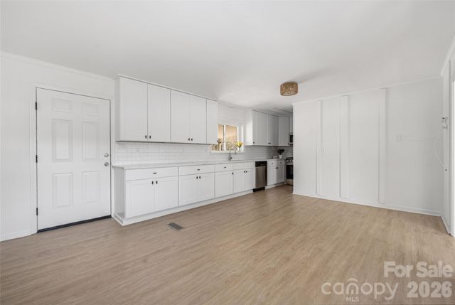 9424 Pembroke Road, Huntersville, NC 28078