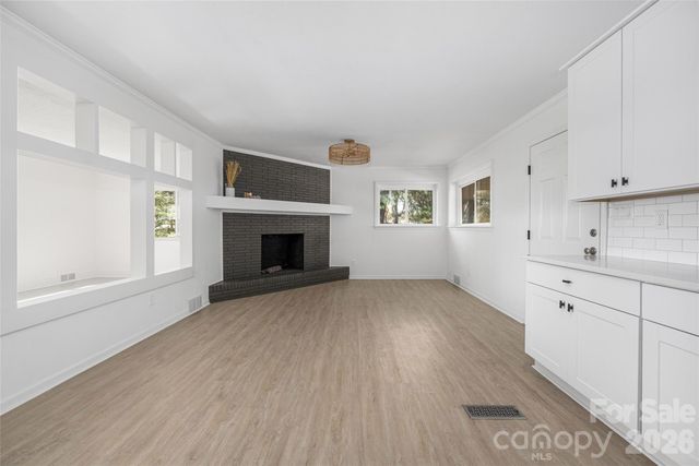 9424 Pembroke Road, Huntersville, NC 28078