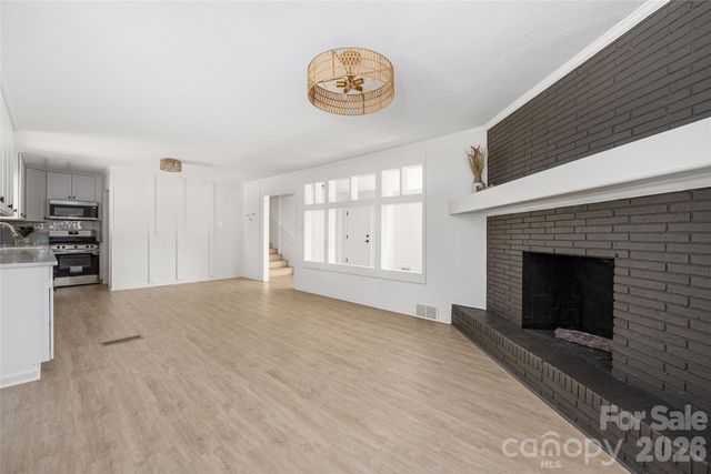 9424 Pembroke Road, Huntersville, NC 28078