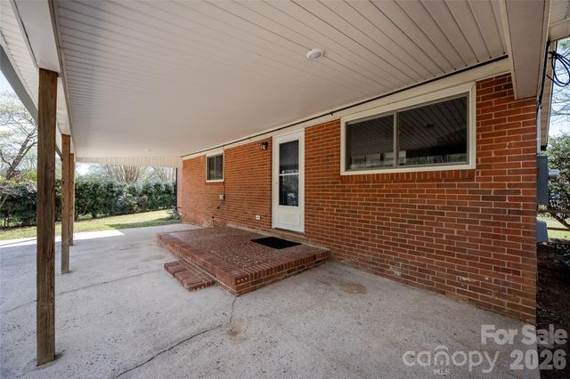 9424 Pembroke Road, Huntersville, NC 28078