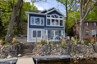 15 Genista Lane, Queensbury, NY 12804