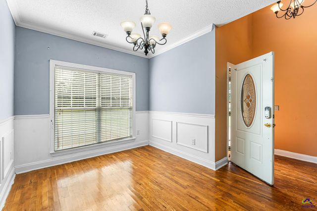 235 Lake Lillian Drive, Perry, GA 31069