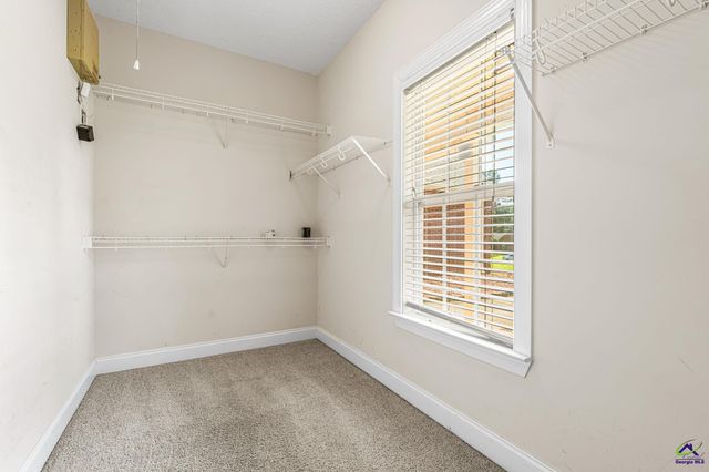 235 Lake Lillian Drive, Perry, GA 31069