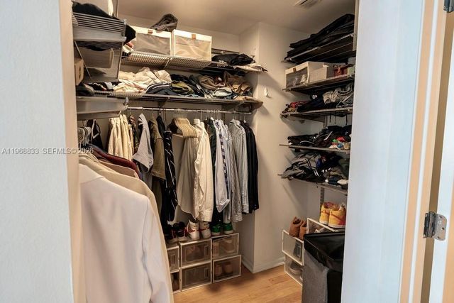 2000 N Bayshore Dr 1003, Miami, FL 33137