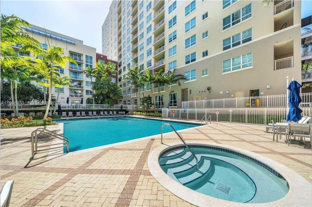 2000 N Bayshore Dr 1003, Miami, FL 33137