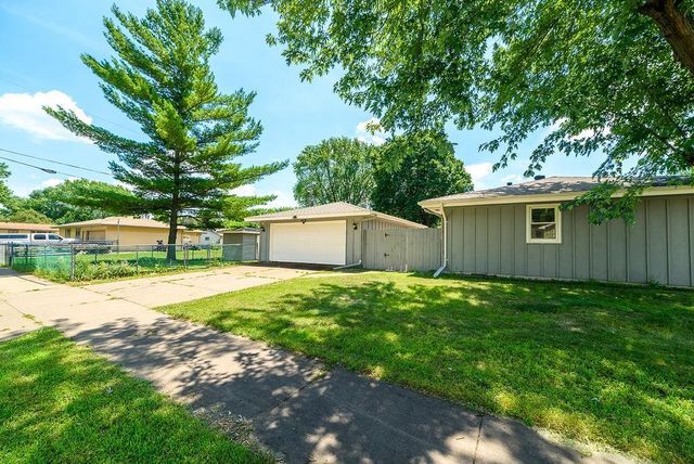 12611 Kipling Avenue S, Savage, MN 55378