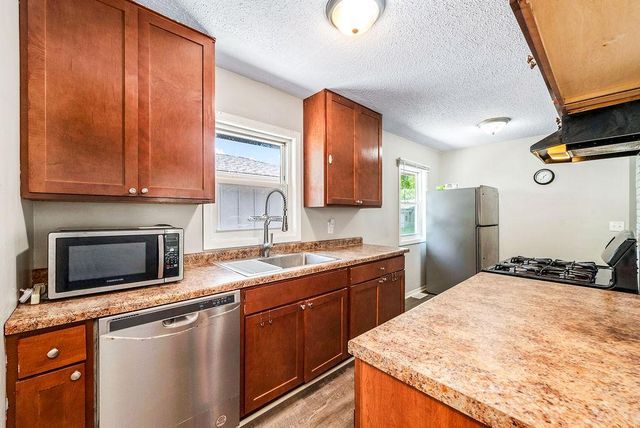 12611 Kipling Avenue S, Savage, MN 55378