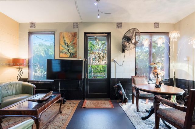 2361 SW 18th Ave, Fort Lauderdale, FL 33315