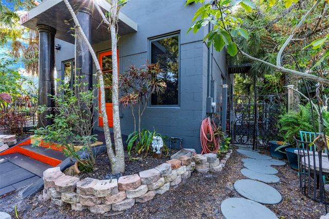 2361 SW 18th Ave, Fort Lauderdale, FL 33315