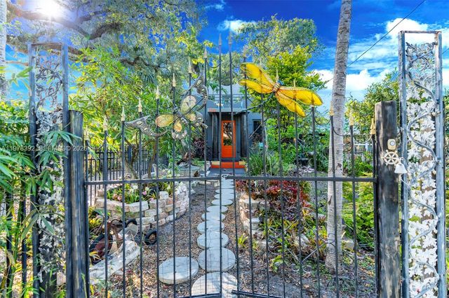 2361 SW 18th Ave, Fort Lauderdale, FL 33315