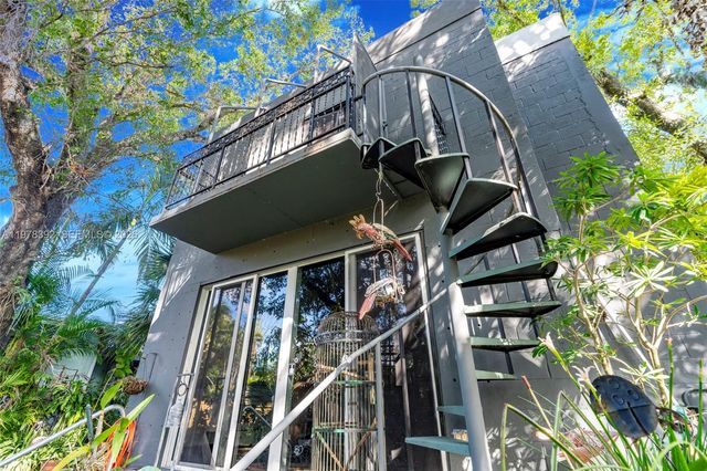 2361 SW 18th Ave, Fort Lauderdale, FL 33315